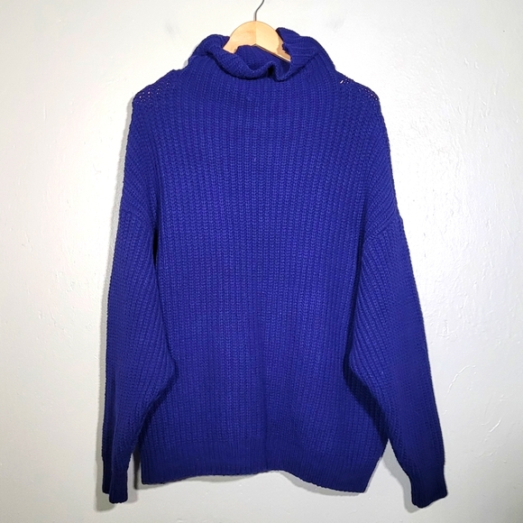 Free People Navy Sweater - Picture 3 of 10